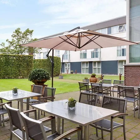 Nh Отель Валвейк