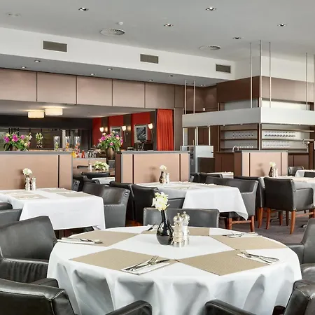 Nh Hotel Waalwijk