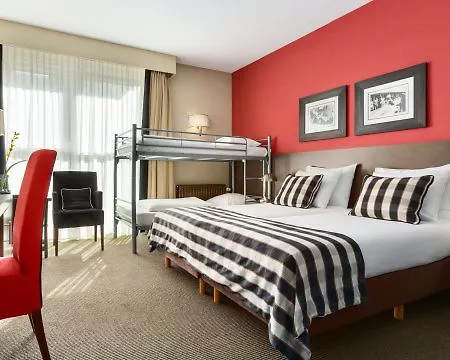 Hotel Nh 4*
